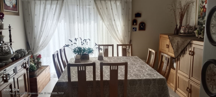 3 Bedroom Property for Sale in Hartenbos Central Western Cape